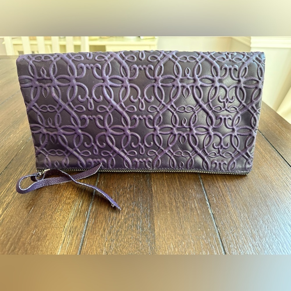 NWOT Alex & Ani fold over clutch